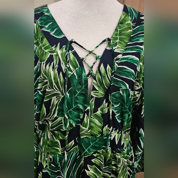 ONSHORE Tropical Palm Leaf Print Maxi Dress/Coverup. Green/navy One Size. NWT - Picture 7 of 15